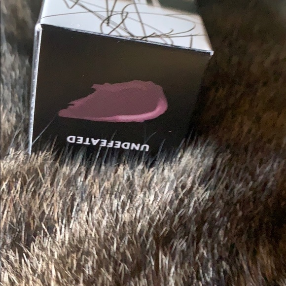 Stun a lip paint “Undefeated” - Picture 2 of 4